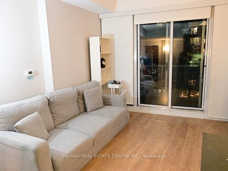 115 McMahon Dr #1701 — Photo 7