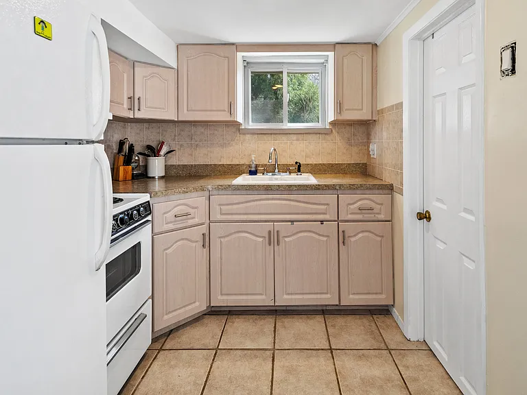 11 Bluff Point Rd — Photo 20
