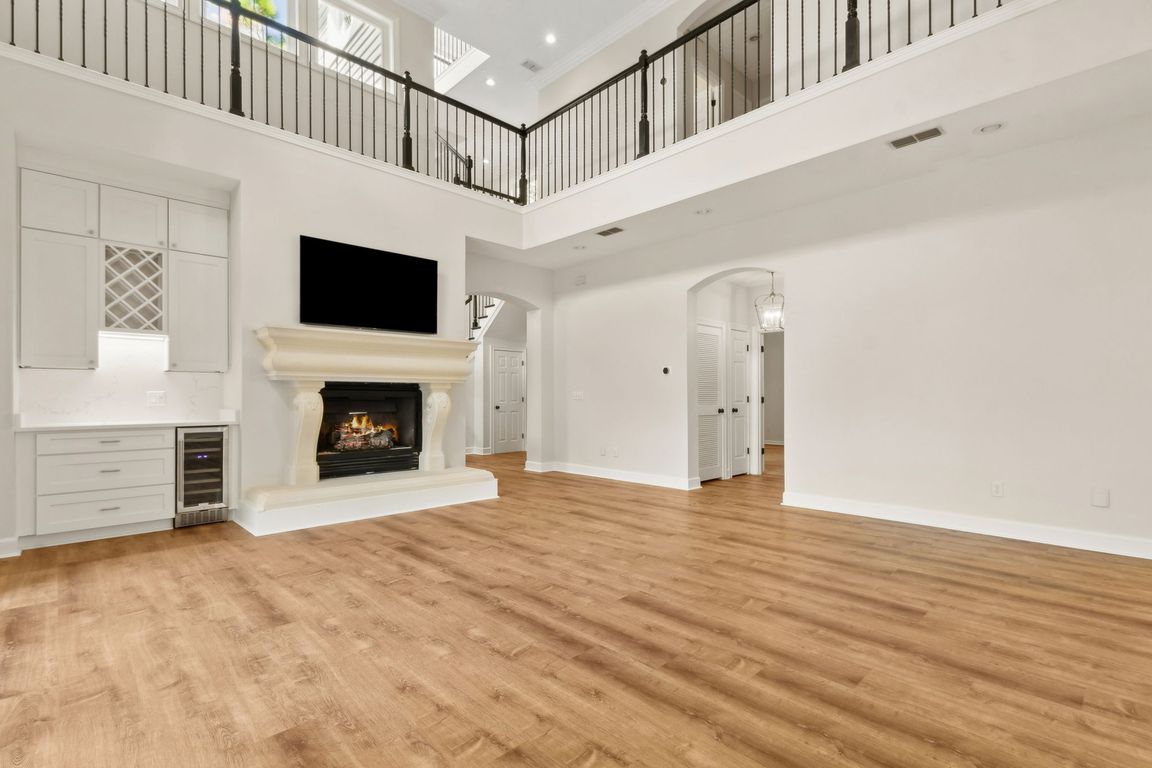 next background image