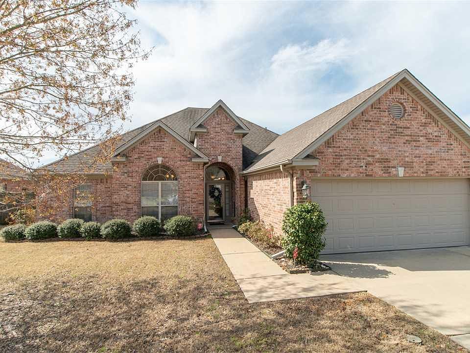 1st image of 212 Maranes Cir