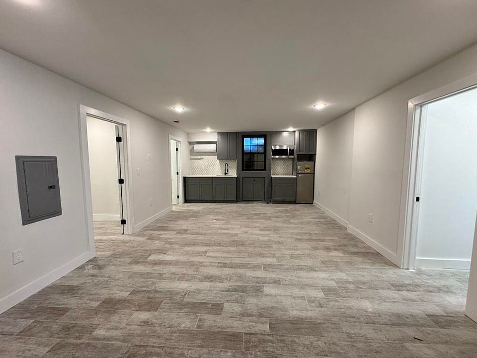 1st image of 241 Palisade Ave #1
