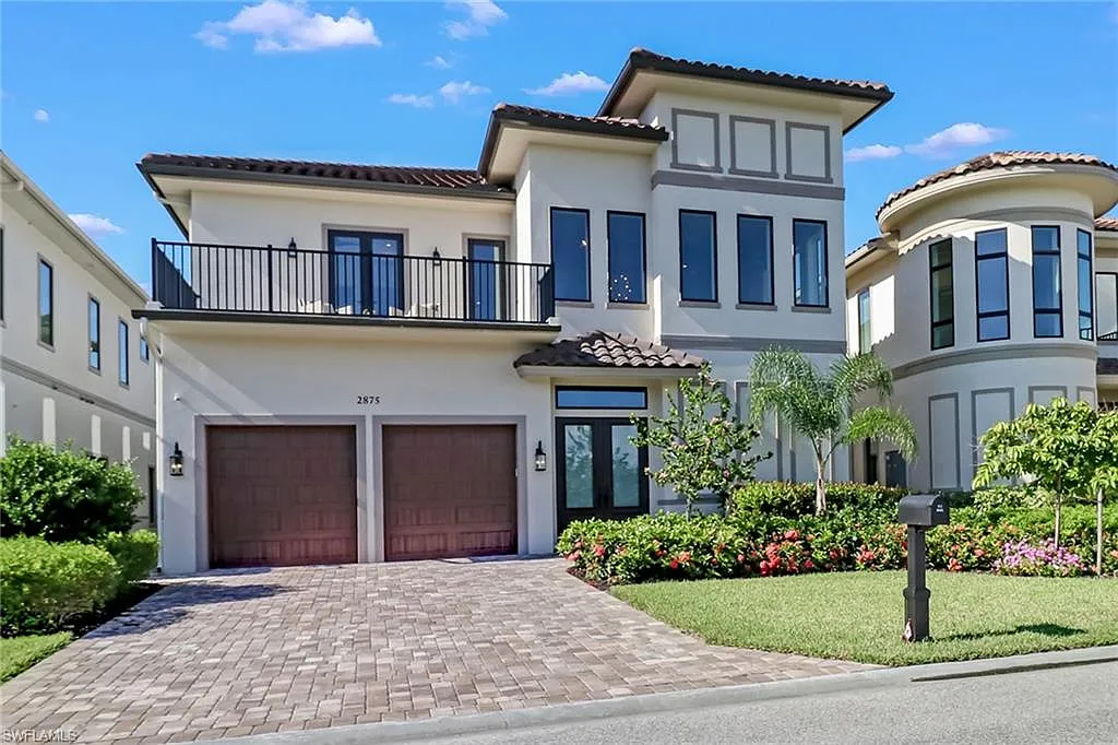 5 bed, 6.0 bath, 4470 sqft, $15,000 — Photo 1