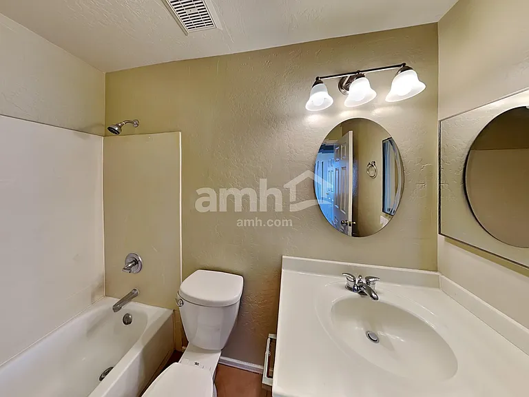 1410 E Mineral Rd — Photo 20