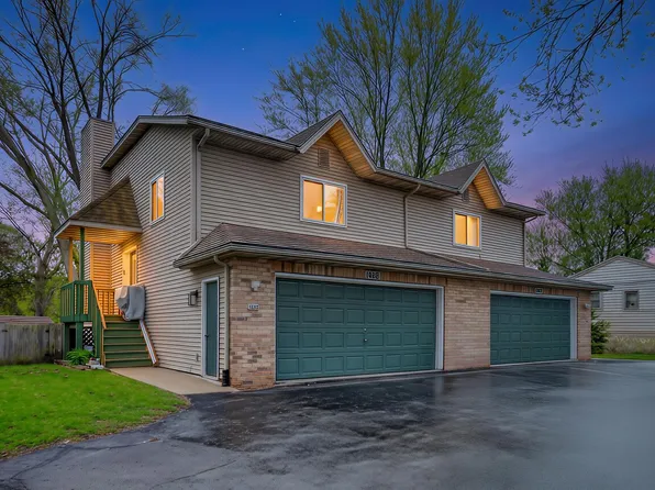 1424 S River ROAD #1426, New Berlin, WI 53151