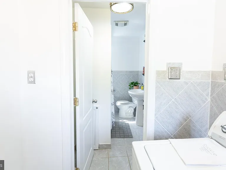 808 Gaul St — Photo 31
