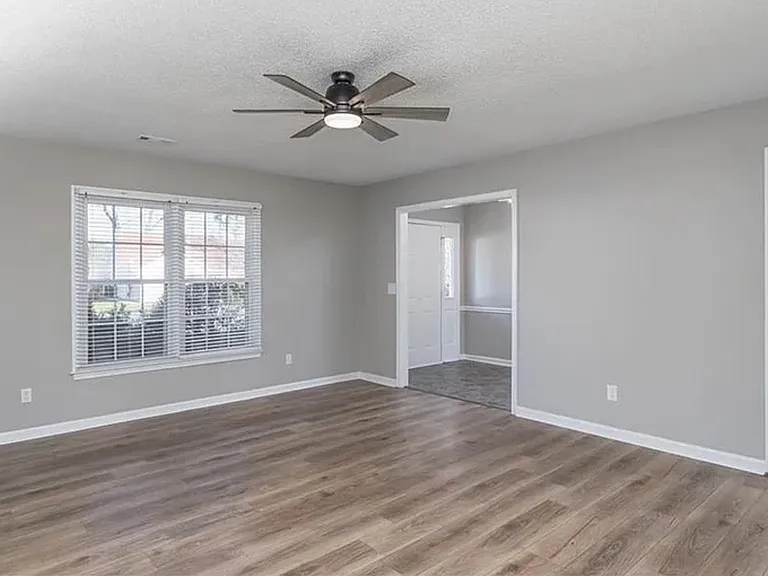 4717 Eagle Rock Rd — Photo 16