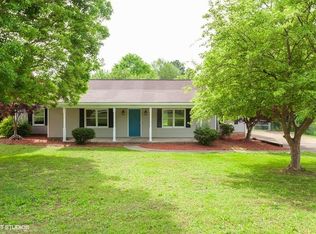 85 Waterford Dr, Cataula, GA 31804