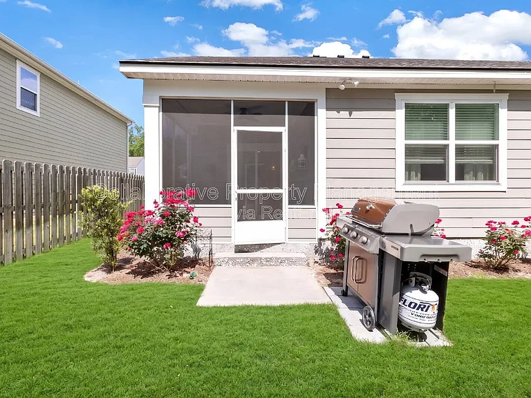 376 Brennan Dr — Photo 24
