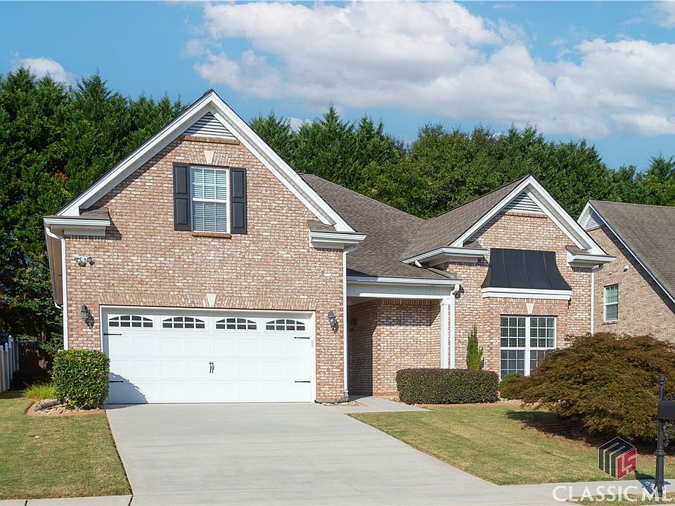 1st image of 979 Yancey Court