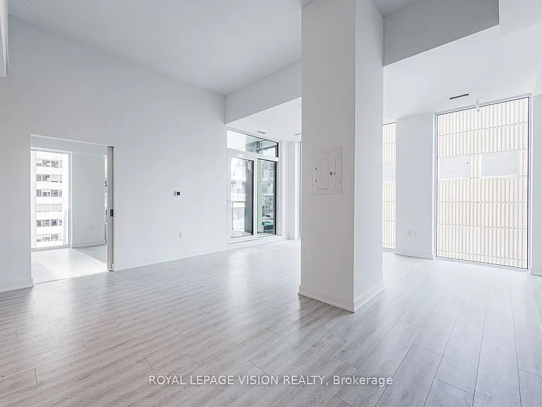 121 Saint Patrick St #1121 — Photo 10