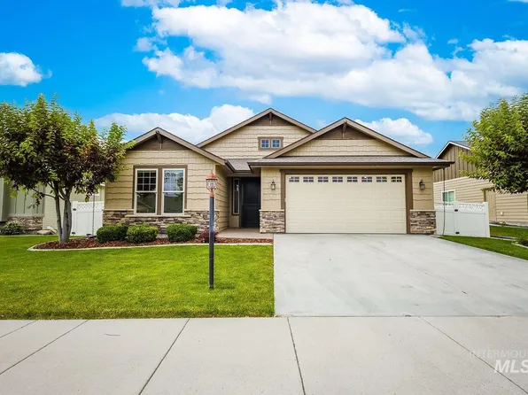 427 Briar Hill St, Nampa, ID 83686