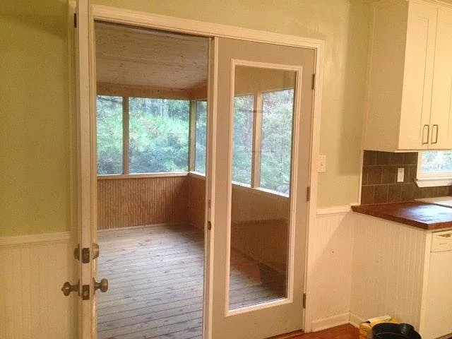 3713 Holland Dr — Photo 5