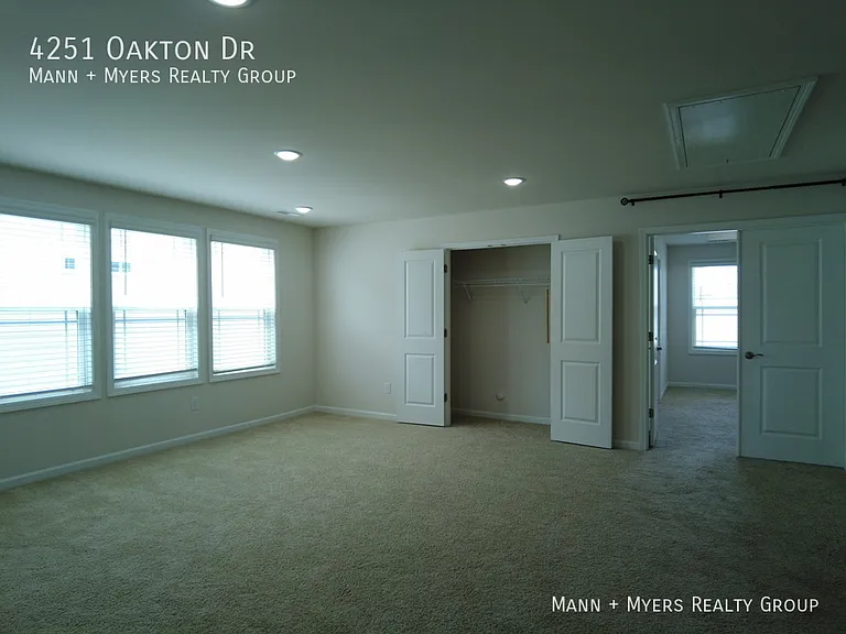 4251 Oakton Dr — Photo 26
