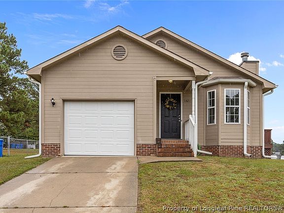 3rd image of 1421 Matilda Ct