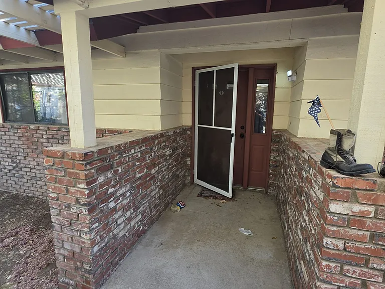 13205 E Avenue W11 #2 — Photo 3