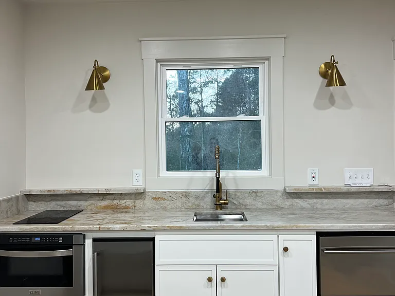 4765 Logan Rd — Photo 3