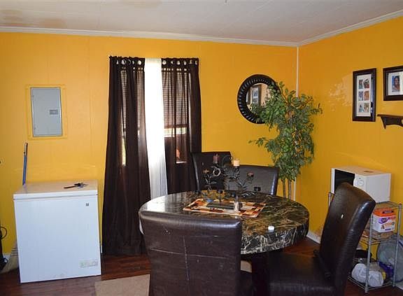 3rd image of 306 Bellanti Cir