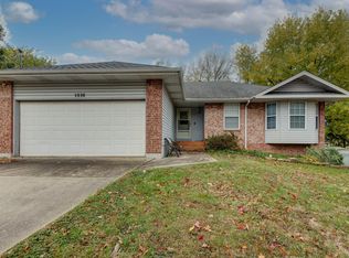1816 E Smith St, Springfield, MO 65803
