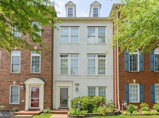 818 W Glebe Rd, Alexandria, VA 22305