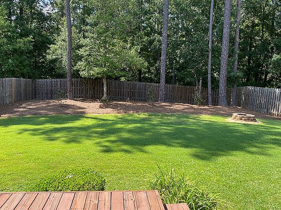 5th image of 4118 Chastain Dr