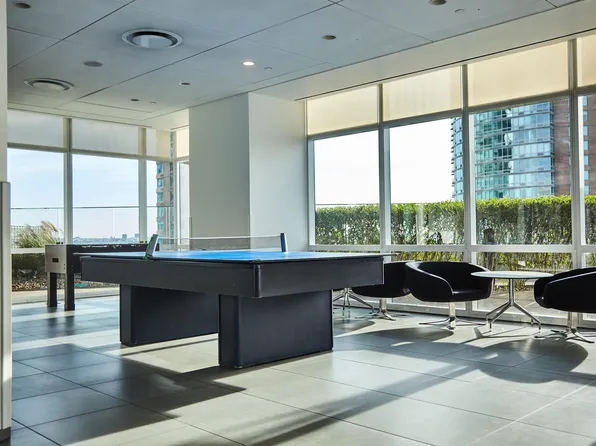 77 Hudson Street image 26 of 35