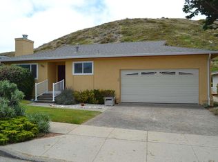 3087 Messinger Dr, Marina, CA 93933