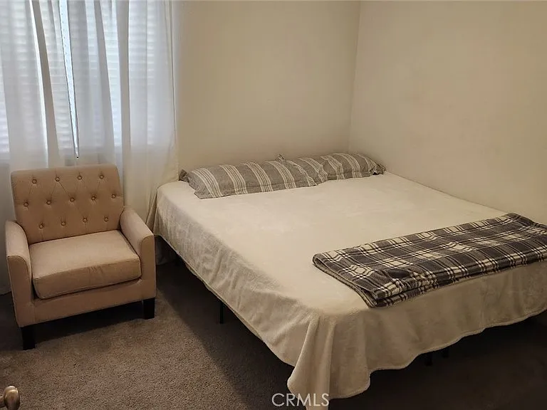 12057 Goldoak Ct — Photo 2