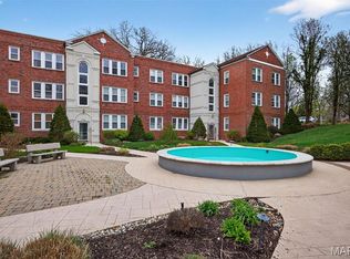 7745 Kingsbury Blvd Unit 22, Saint Louis, MO