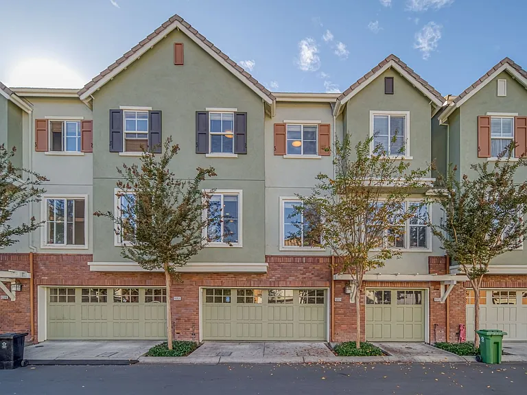 48954 Woodgrove Cmn — Photo 31