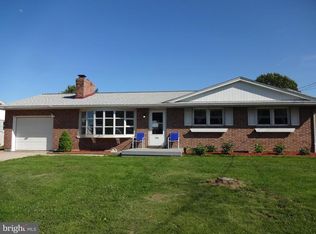 206 W McKinley Ave, Myerstown, PA 17067