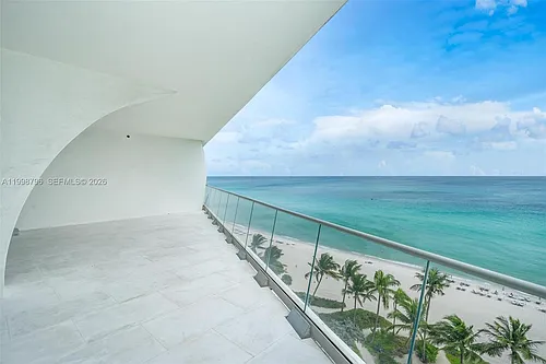 16901 Collins Ave #903 Photo 1