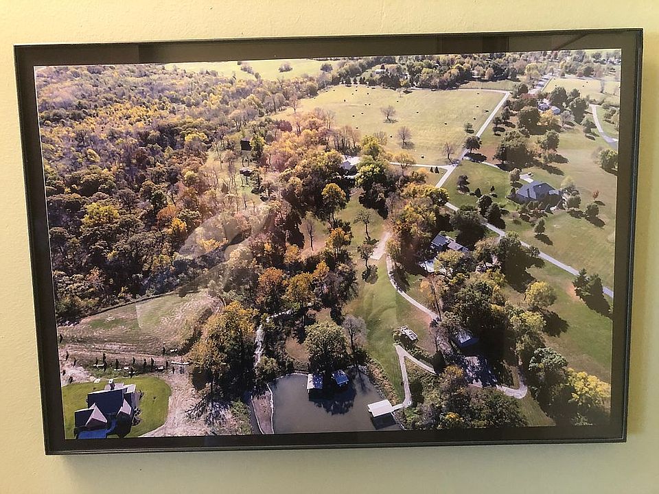 2nd image of 17017 Millcreek Rd
