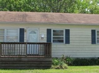 1112 72nd St, Newport News, VA 23605
