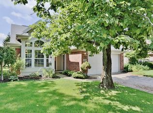 2242 Polo Park Dr, Dayton, OH 45439