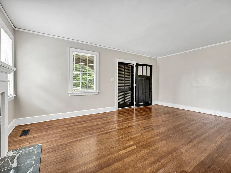 312 S Woodrow St — Photo 10