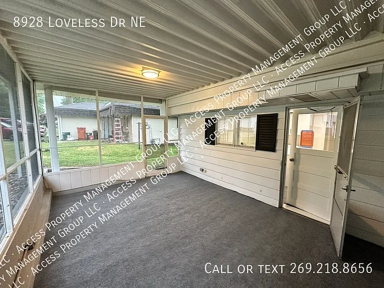 8928 Loveless Dr NE — Photo 2
