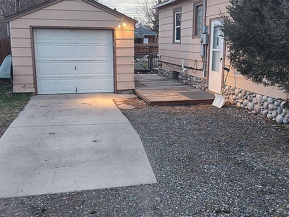 2nd image of 2105 Stampede Ave