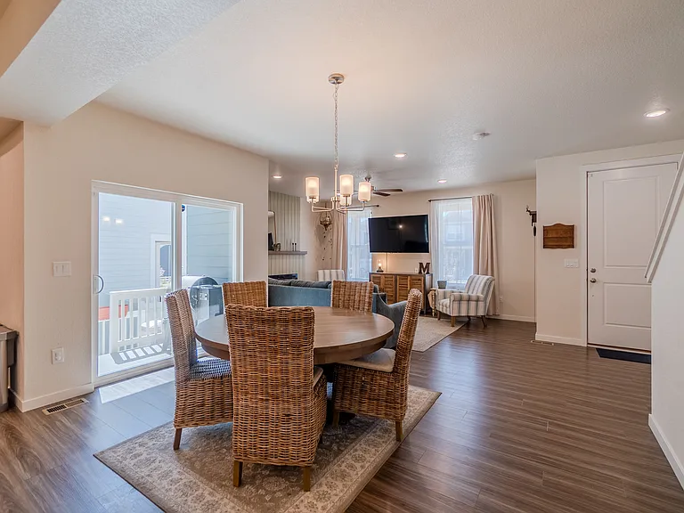 5173 Roundhouse Dr — Photo 10