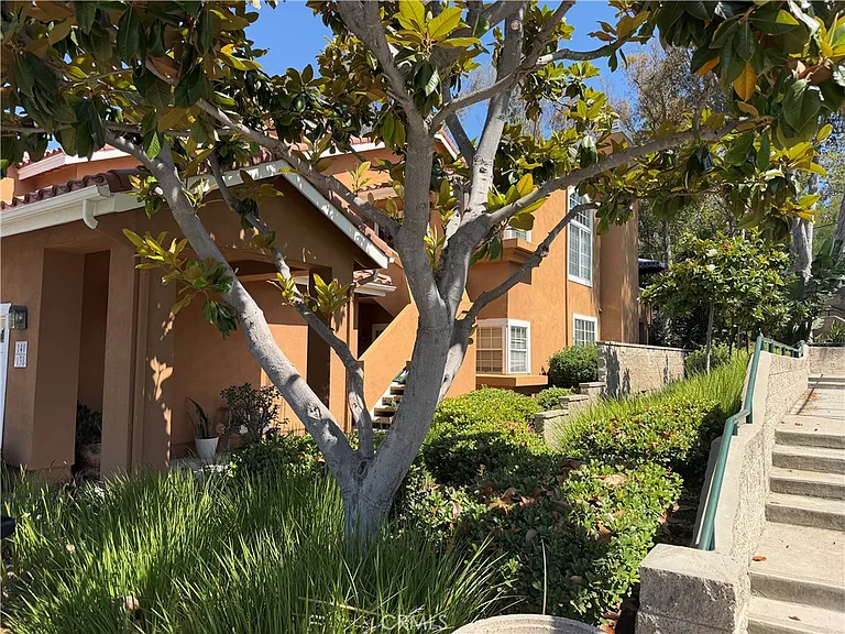 138 Gauguin Cir — Photo 1