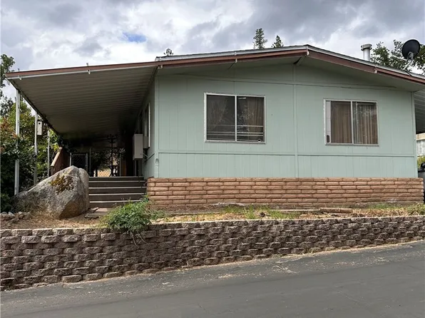 39678 Road 425b Space 4, Oakhurst, CA 93644