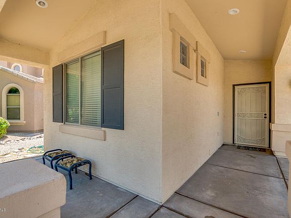 4th image of 2938 S 161st Dr