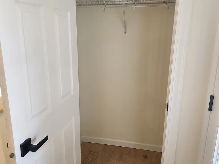 5530 N Frostwood Pkwy #1 — Photo 13