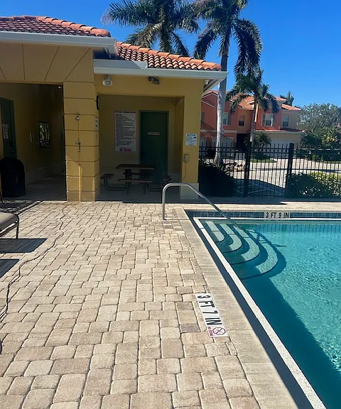 Community pool