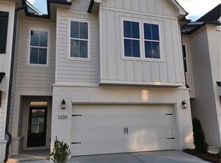 1235 Weatherway Ln, Cumming, GA 30041