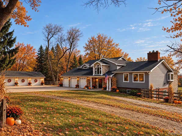 3556 E Dryden Rd, Metamora, MI 48455