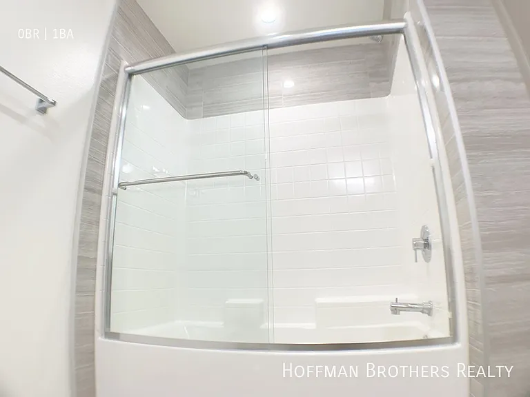 1037 S Hobart Blvd #301 — Photo 7