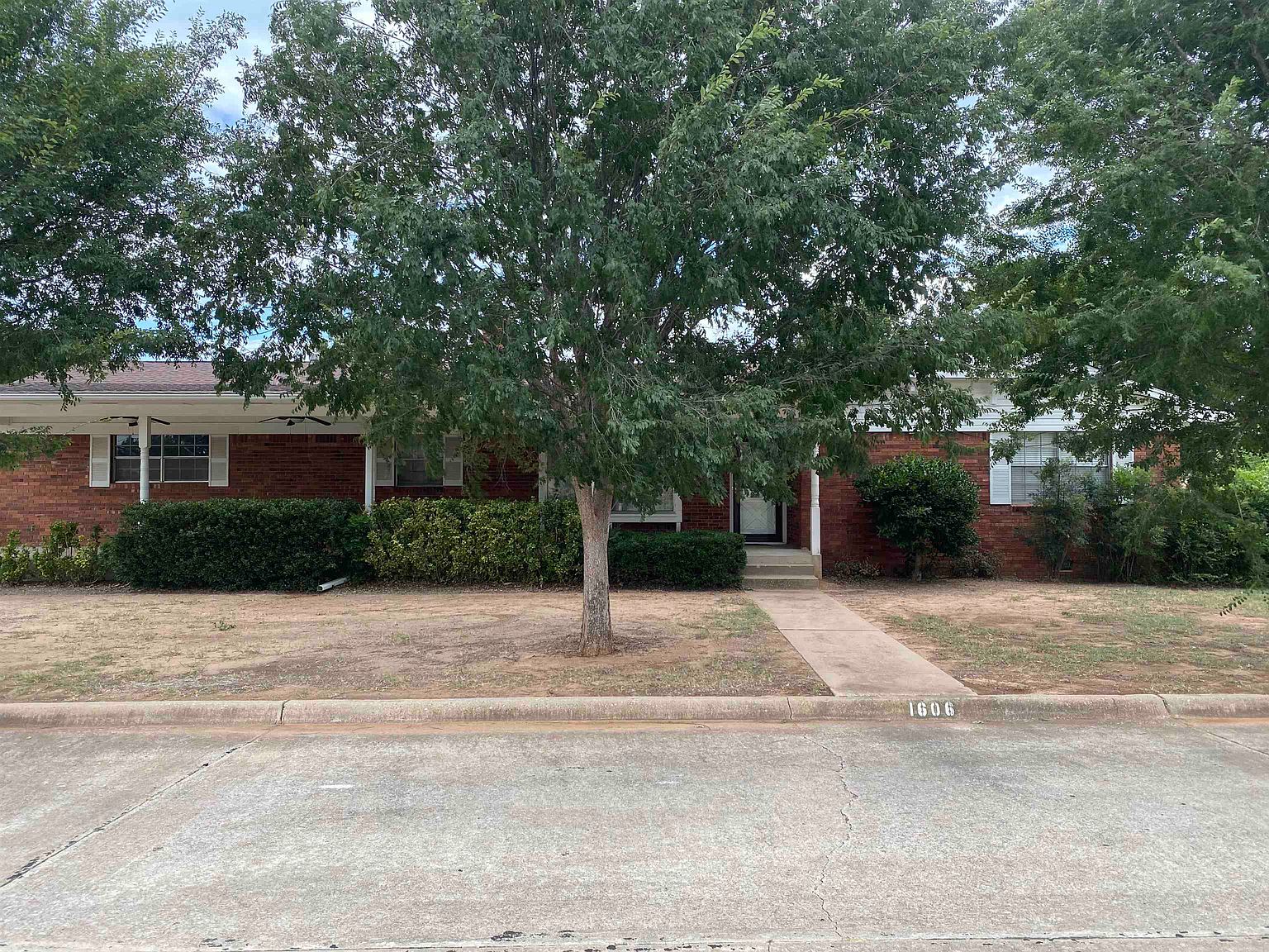 1606 Indian Ter, Duncan, OK 73533 Zillow