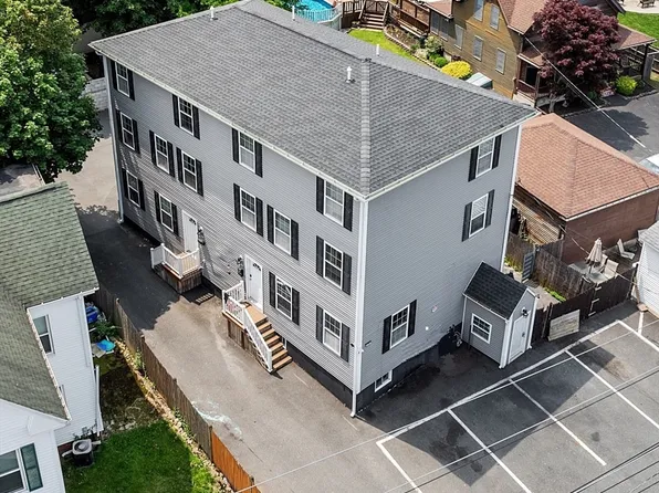 483 Central St #A, Saugus, MA 01906