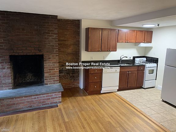 16 Hereford ##1 Boston - Back Bay Unit Photo 1