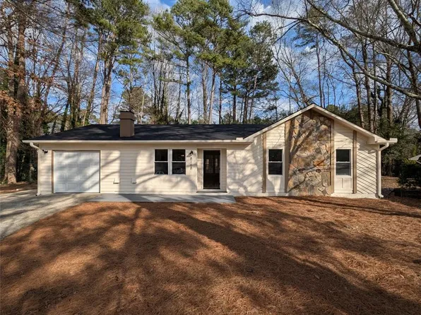8168 Spring Ct, Riverdale, GA 30274
